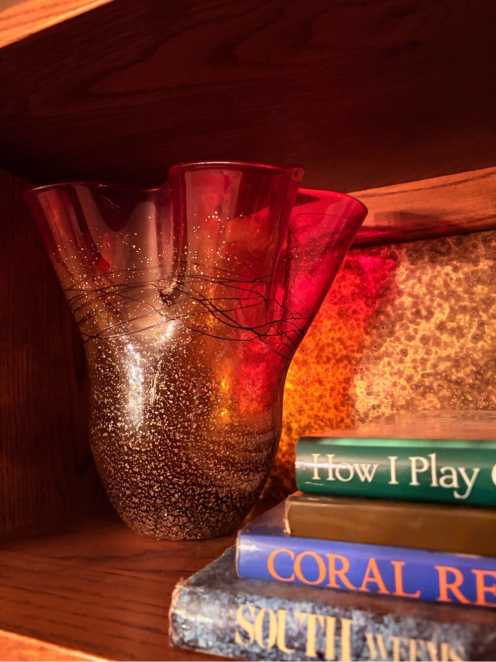 Vintage Cys Excel Art Glass Handkerchief Vase